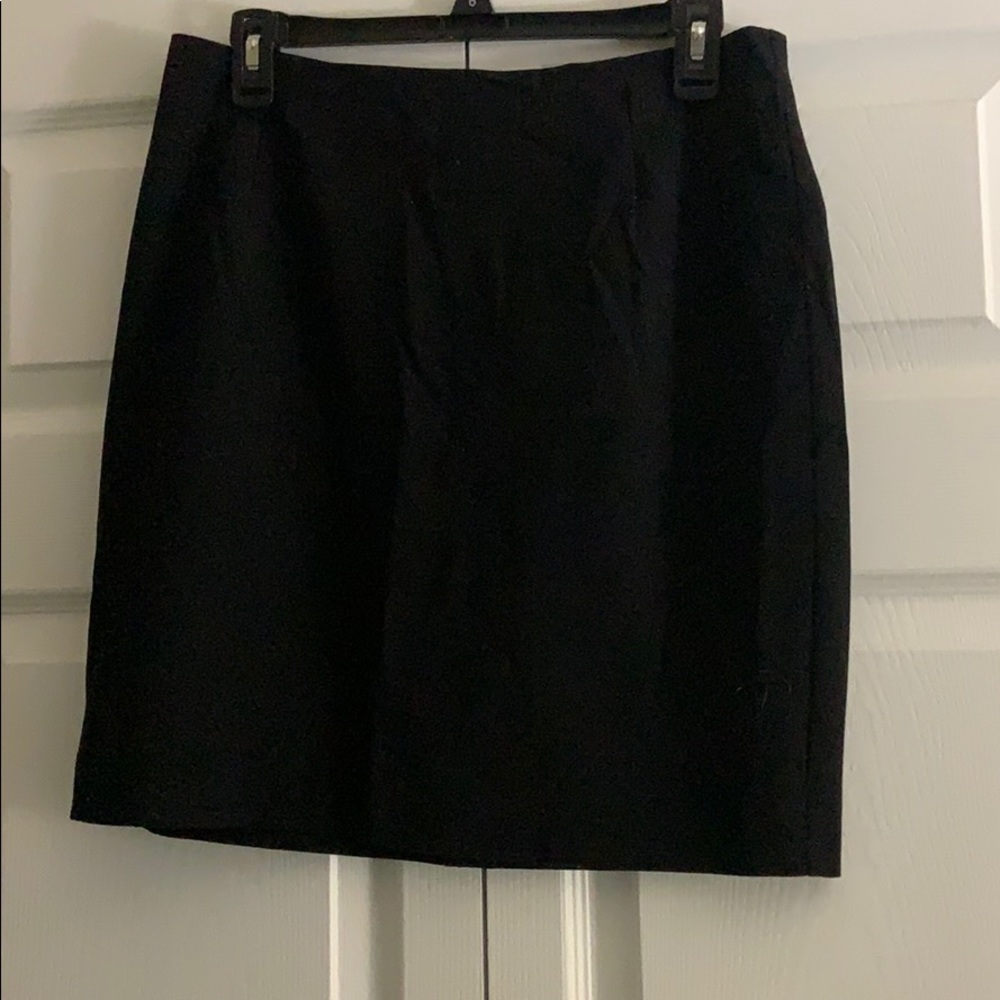 Black pencil skirt